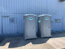 Portable Toilet Rental for Emergency Services in Westwood Lakes, FL